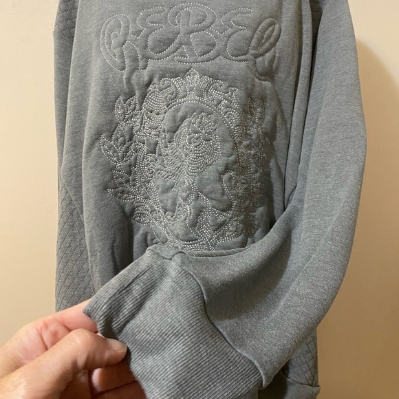 Rebel Wilson For Torrid Quilted Sweatshirt Gray women’s size 3X - Picture 5 of 10